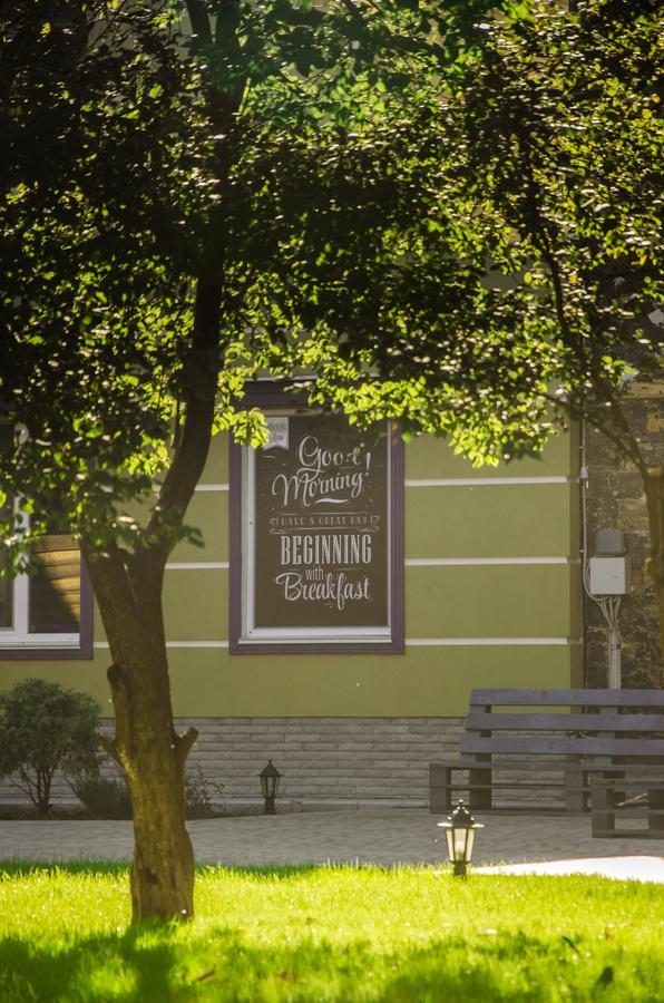 Good Night Hotel Odesa Exterior photo